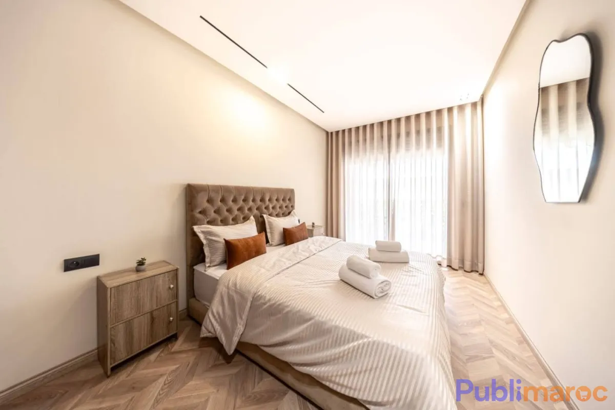 un magnifique studio neuf, jamais habité au  quartier France ville