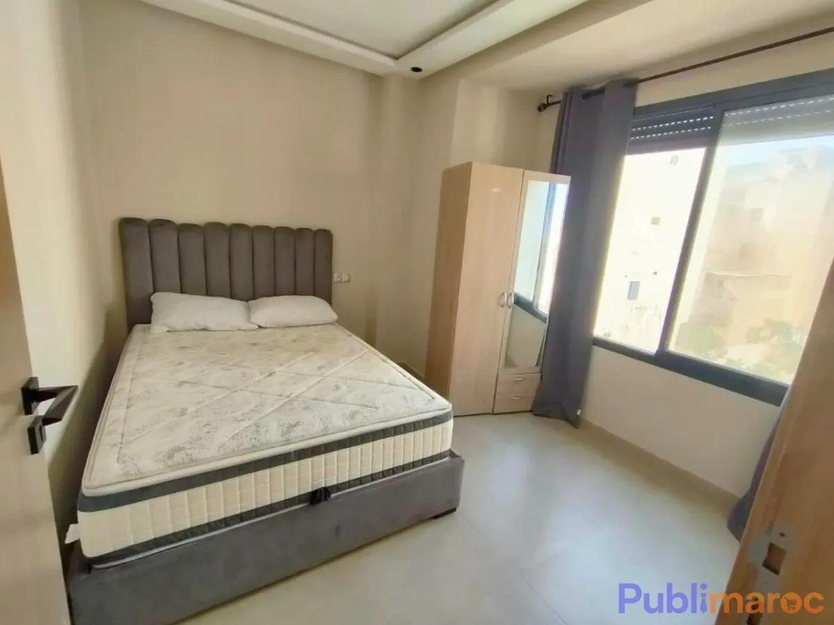 Location studio meublé pour Fille, situé à Anfa photo 2