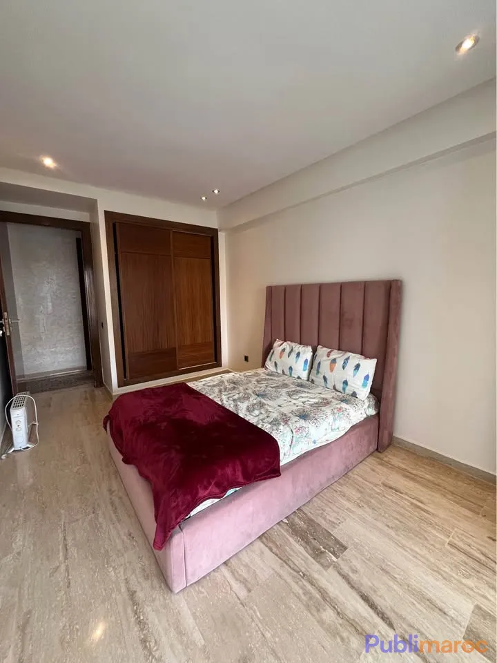 APPARTEMENT 3 CHAMBRES MEUBLÉ À LOUER – DAR BOUAZZA | SUNSQUARE photo 4