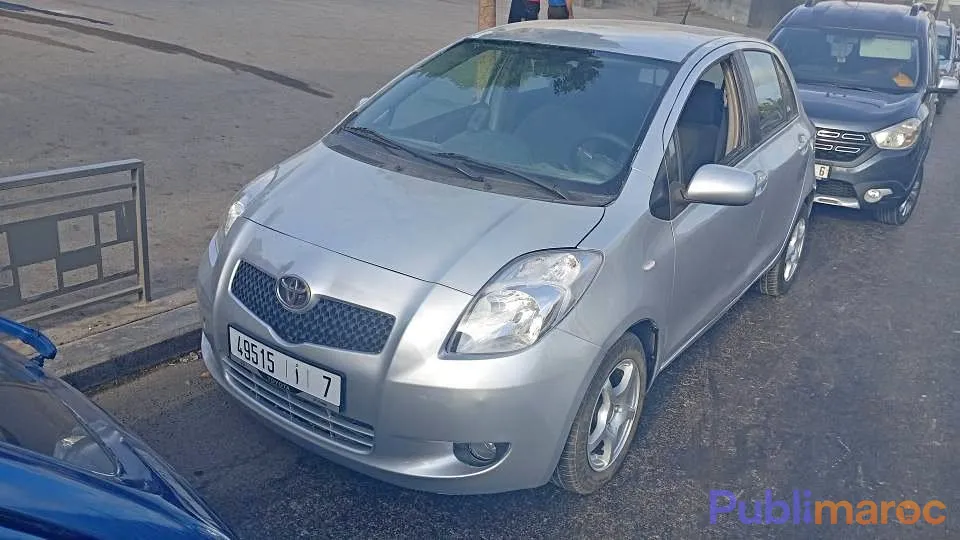 Toyota Yaris Essence (Modèle 2009) – Toutes Options photo 6