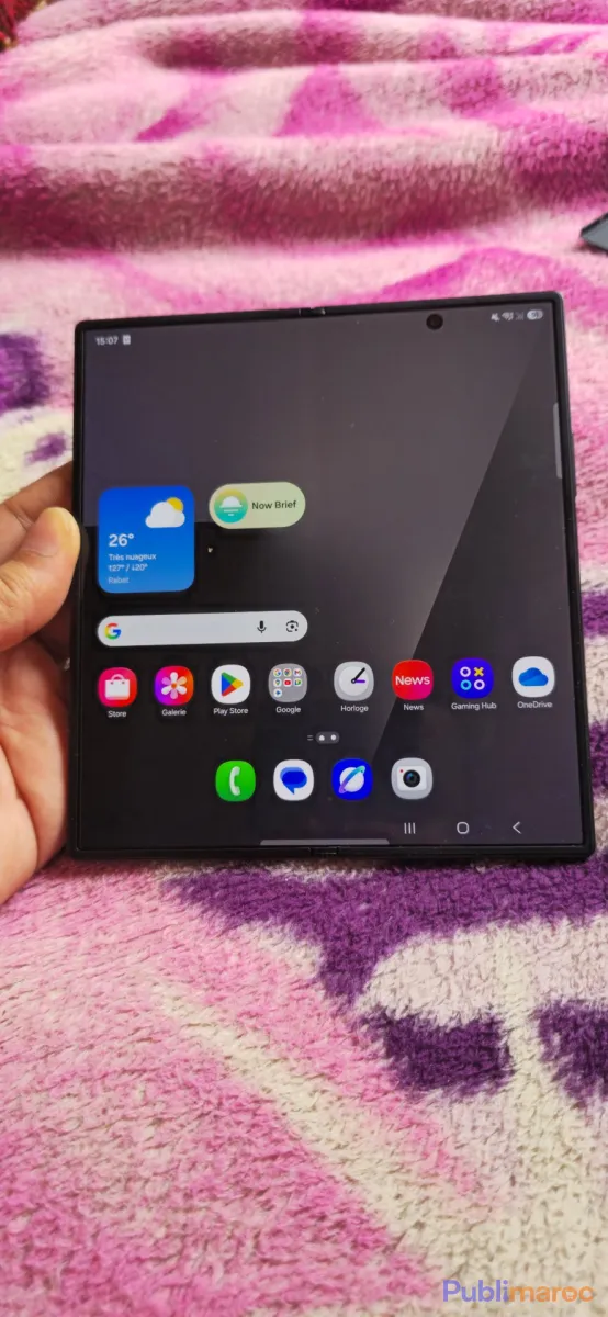 Samsung galaxy z fold 7 comme neuf photo 1