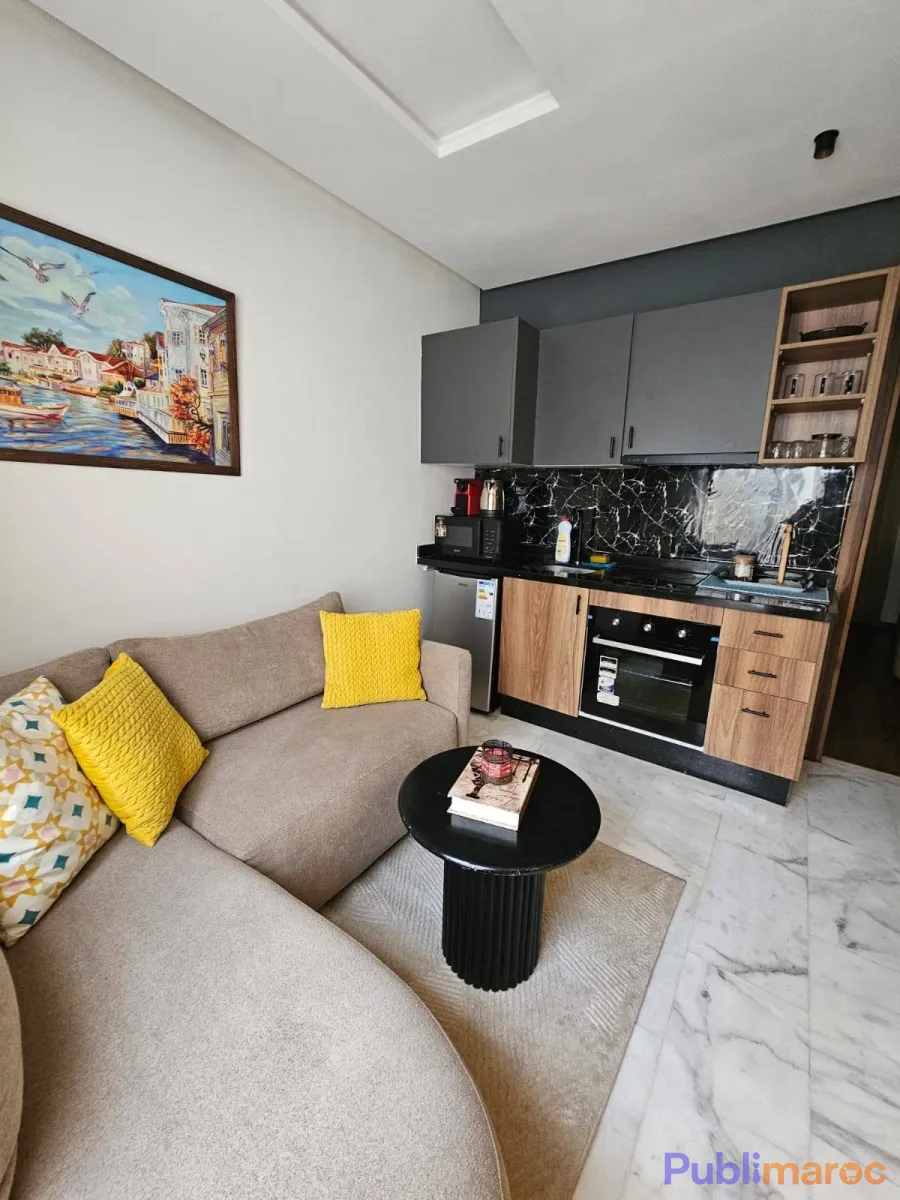 STUDIO MEUBLÉ À LOUER | PALMIERS – CASABLANCA photo 2