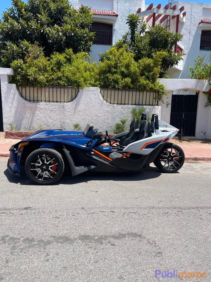Polaris slingshot R