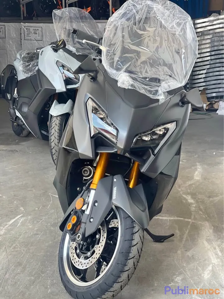Yamaha TMAX 560 (Modèle 2026 – WW Maroc) – 0 km (Neuf)