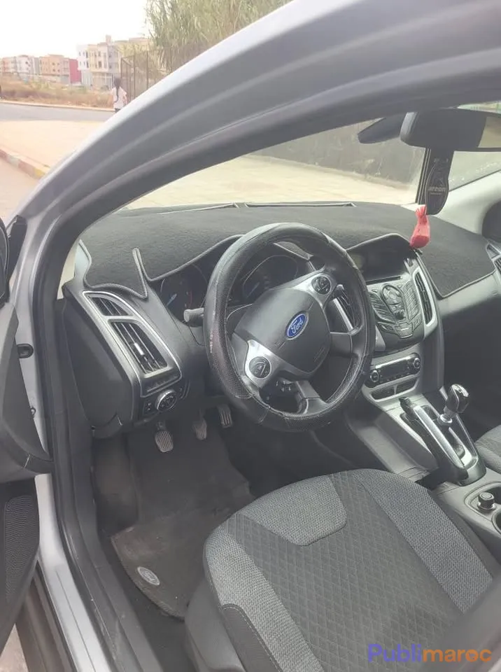 Ford Focus Sedan (Modèle 2013) – Finition Sport (Toutes Options) photo 2