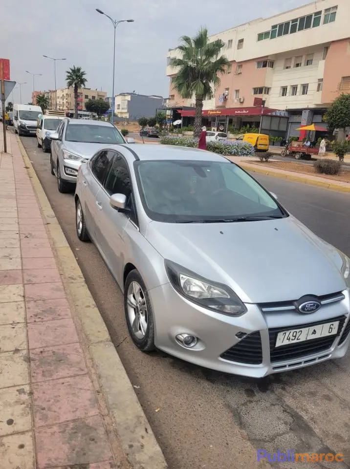Ford Focus Sedan (Modèle 2013) – Finition Sport (Toutes Options) photo 6