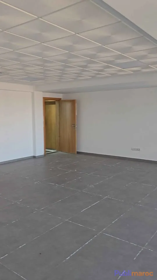 Bureau DAR BOUAZZA 61m² - centre rahma photo 4
