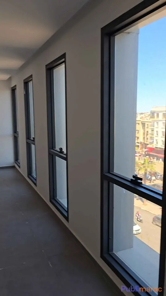 Bureau DAR BOUAZZA 61m² - centre rahma photo 6
