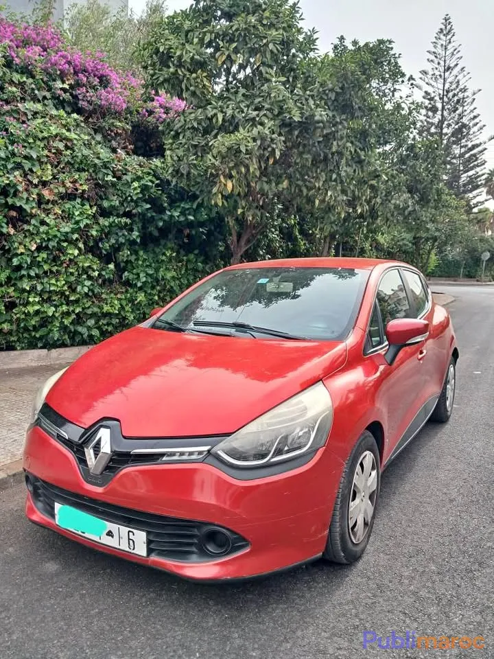 Renault Clio 4 Essence (Modèle 2013) – Première Main