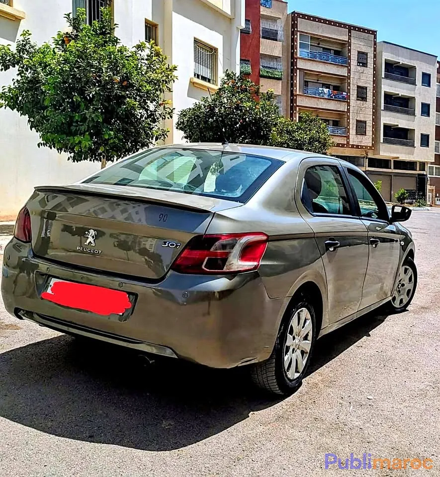 PEUGEOT 301 À VENDRE – Settat