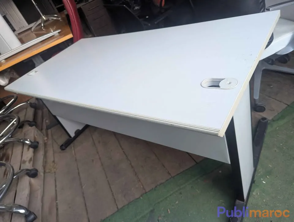 Bureau métallique occasion à vendre – Témara (massira 2)